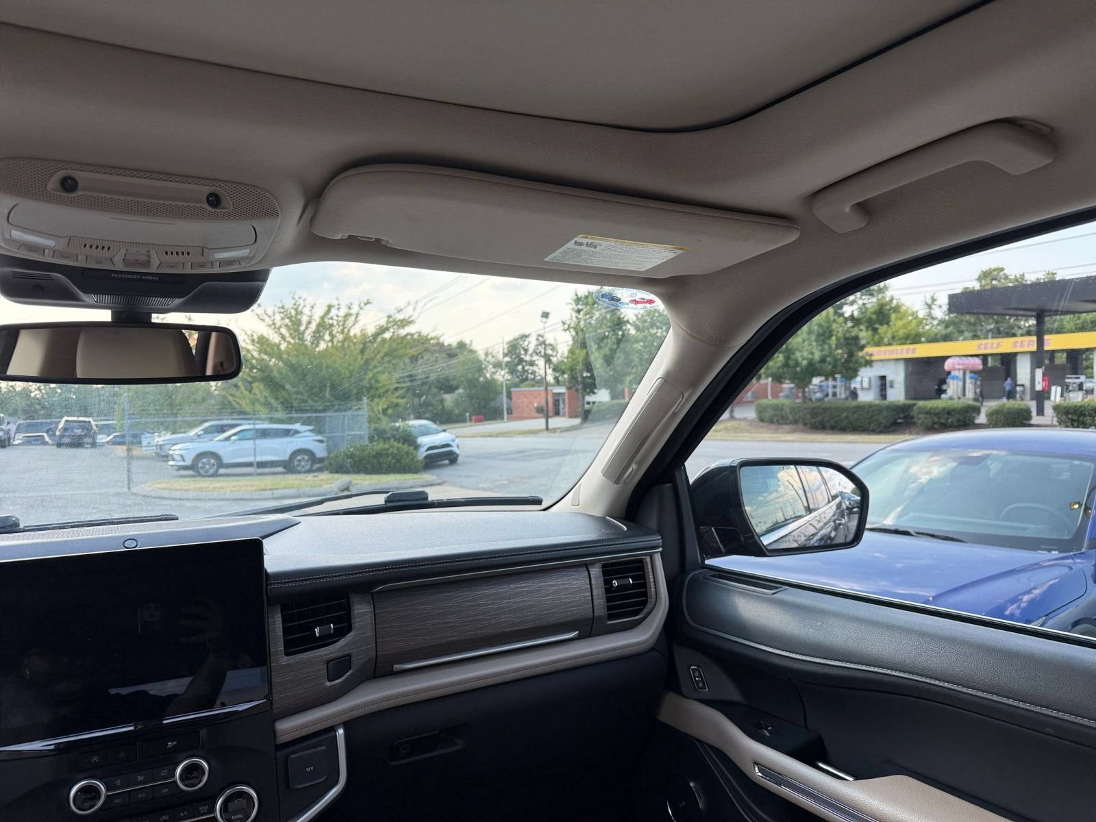 Used 2024 Ford Expedition Max Limited AWD/4WD image 39