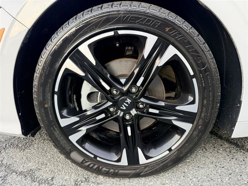 Used 2021 Kia K5 GT-Line AWD/4WD image 9