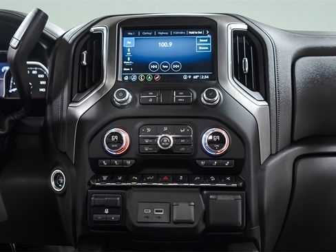 Used 2022 GMC Sierra 3500 Denali w/ Denali Ultimate Package image 14