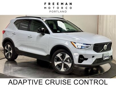 Used 2026 Volvo XC40 B5 Plus w/ Protection Package Premier