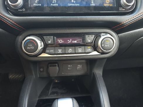 Used 2024 Nissan Versa SR FWD image 20