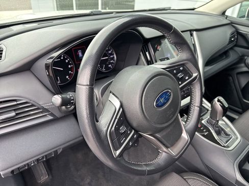 Used 2022 Subaru Outback Premium AWD/4WD image 7