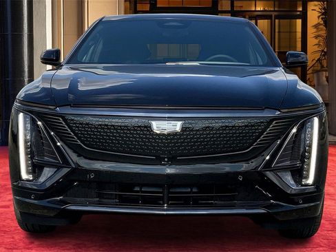 New 2026 Cadillac Lyriq Sport image 3
