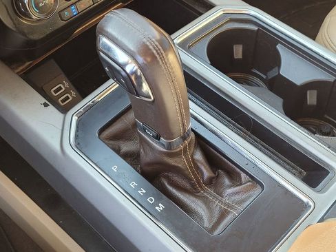 Used 2018 Ford F150 Lariat image 25