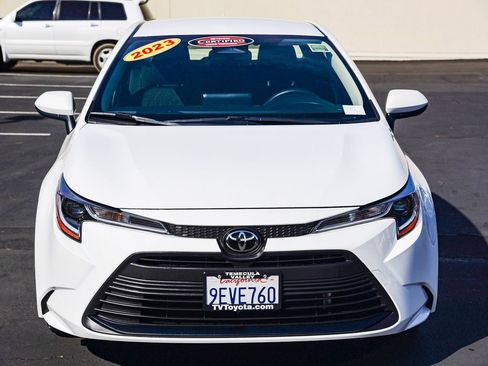Certified 2023 Toyota Corolla LE image 2