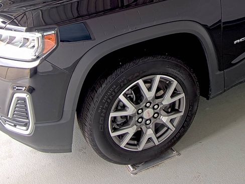 Certified 2023 GMC Acadia SLE w/ Driver Convenience Package image 7