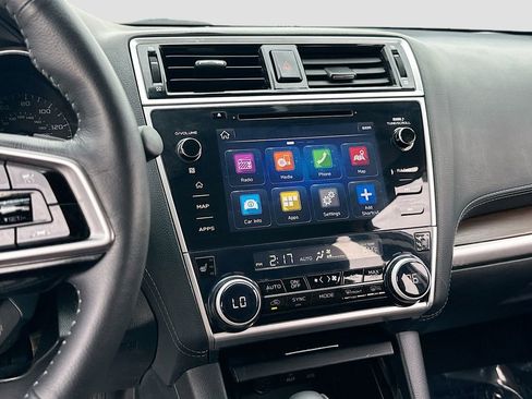 Used 2018 Subaru Outback 2.5i Touring w/ Popular Package #3 image 15