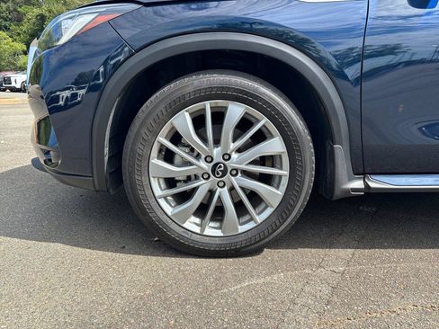 Used 2023 INFINITI QX50 Luxe FWD image 9