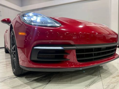 Used 2018 Porsche Panamera 4S image 7