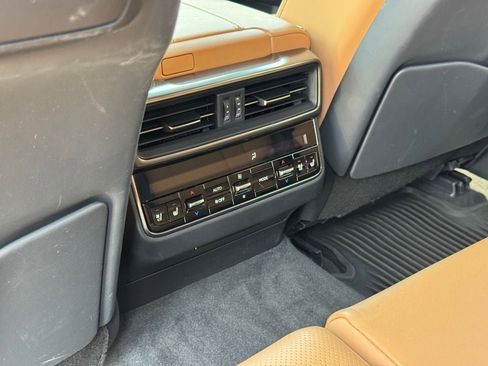 Used 2023 Lexus LX 600 4WD w/ Accessory Package (Z1) image 15