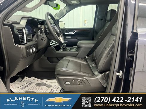 Used 2024 GMC Sierra 1500 Denali w/ Denali Reserve Package AWD/4WD image 8