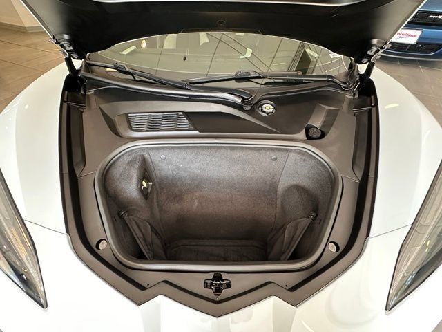 Used 2021 Chevrolet Corvette Stingray Premium Conv w/ Z51 Performance Package RWD image 15