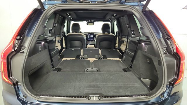 Used 2027 Volvo XC90 B6 Plus AWD/4WD image 45