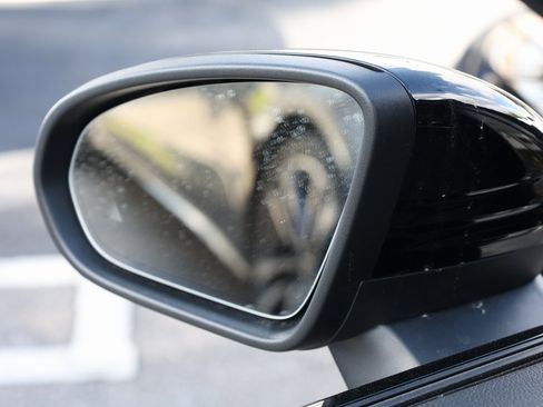 Used 2022 Mercedes-Benz A 220 4MATIC image 9