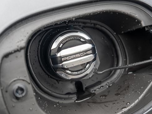 Certified 2024 Porsche Macan S AWD/4WD image 20