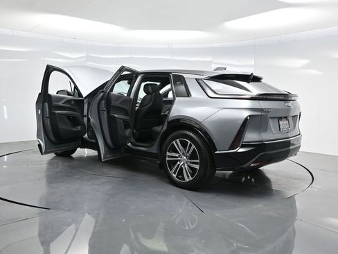 Used 2024 Cadillac Lyriq Luxury RWD image 46