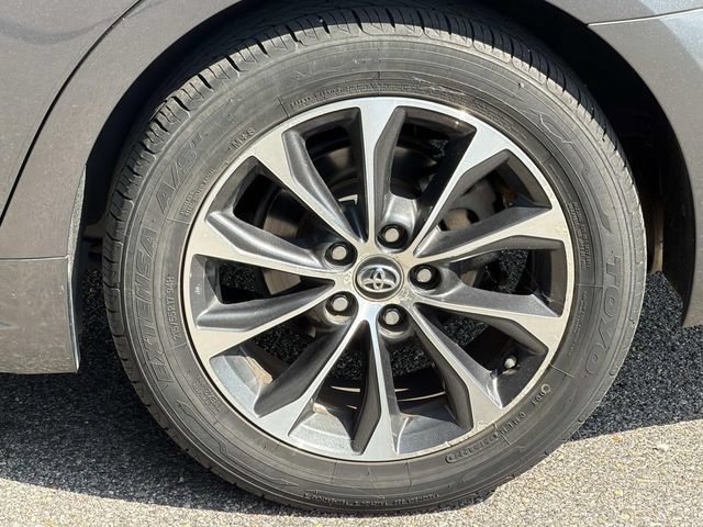 Used 2018 Toyota Avalon XLE Premium FWD image 15