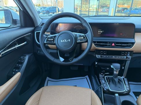 New 2026 Kia Seltos EX image 27