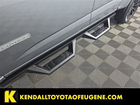 Used 2022 GMC Canyon Elevation w/ Trailering Package image 9