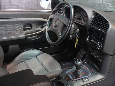 Used 1995 BMW M3 Coupe RWD image 62
