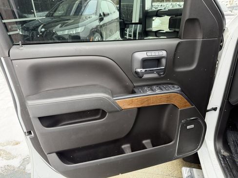 Used 2019 Chevrolet Silverado 3500 LTZ w/ Duramax Plus Package image 13