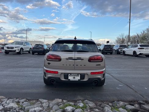 Used 2022 MINI Cooper Clubman S w/ Premium Package image 5