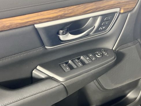 Used 2022 Honda CR-V Touring image 18