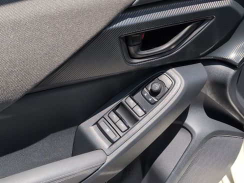 Certified 2024 Subaru Crosstrek 2.0i Premium image 17
