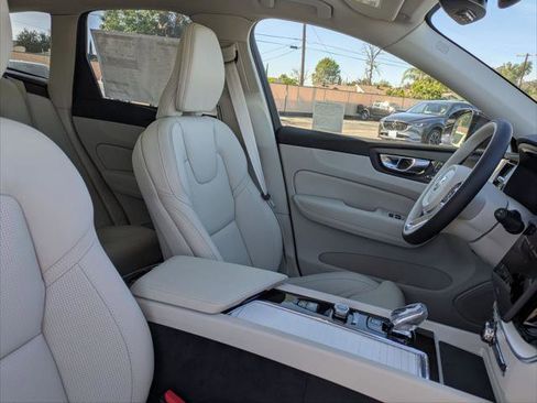 New 2026 Volvo XC60 B5 Ultra w/ Protection Package Premier image 14