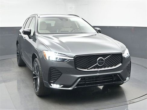 New 2026 Volvo XC60 B5 Ultra w/ Protection Package Premier image 2
