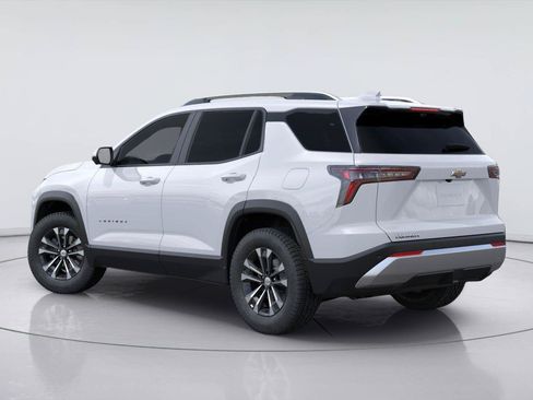 New 2027 Chevrolet Equinox LT w/ Safety and Technology Package FWD image 3