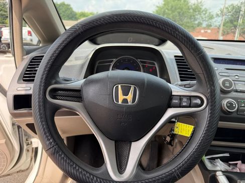 Used 2010 Honda Civic LX image 13