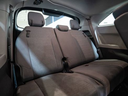 Certified 2024 Toyota Sienna LE image 35