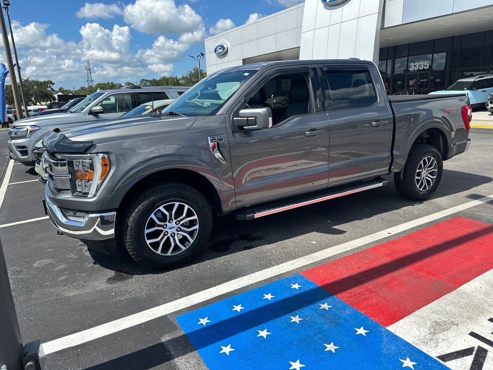 Used 2022 Ford F150 Lariat w/ FX4 Off-Road Package AWD/4WD image 5