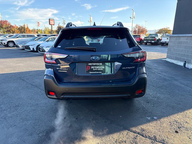 Used 2025 Subaru Outback Premium AWD/4WD image 5