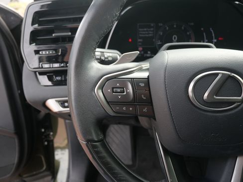 Used 2024 Lexus RX 350 Premium image 11