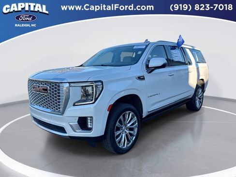 Used 2021 GMC Yukon XL Denali w/ Denali Premium Package image 1