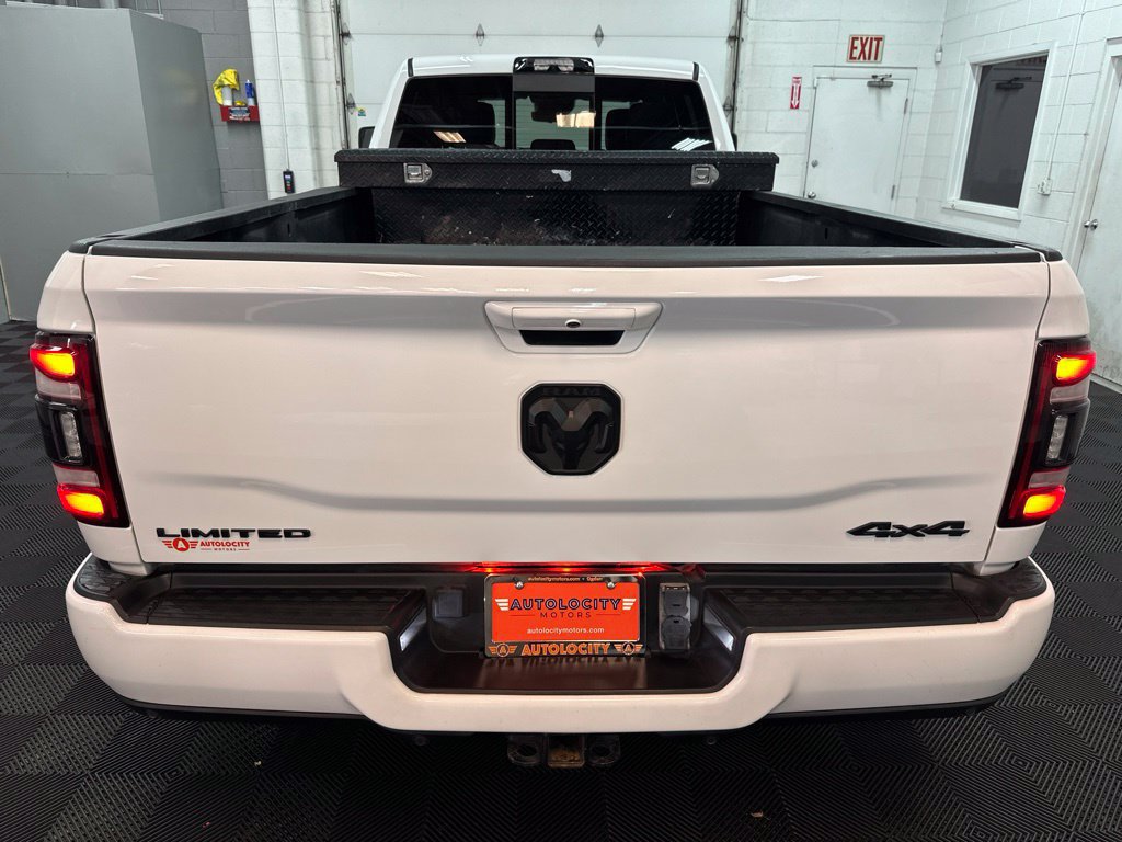 Used 2024 RAM 3500 Limited w/ Night Edition AWD/4WD image 8