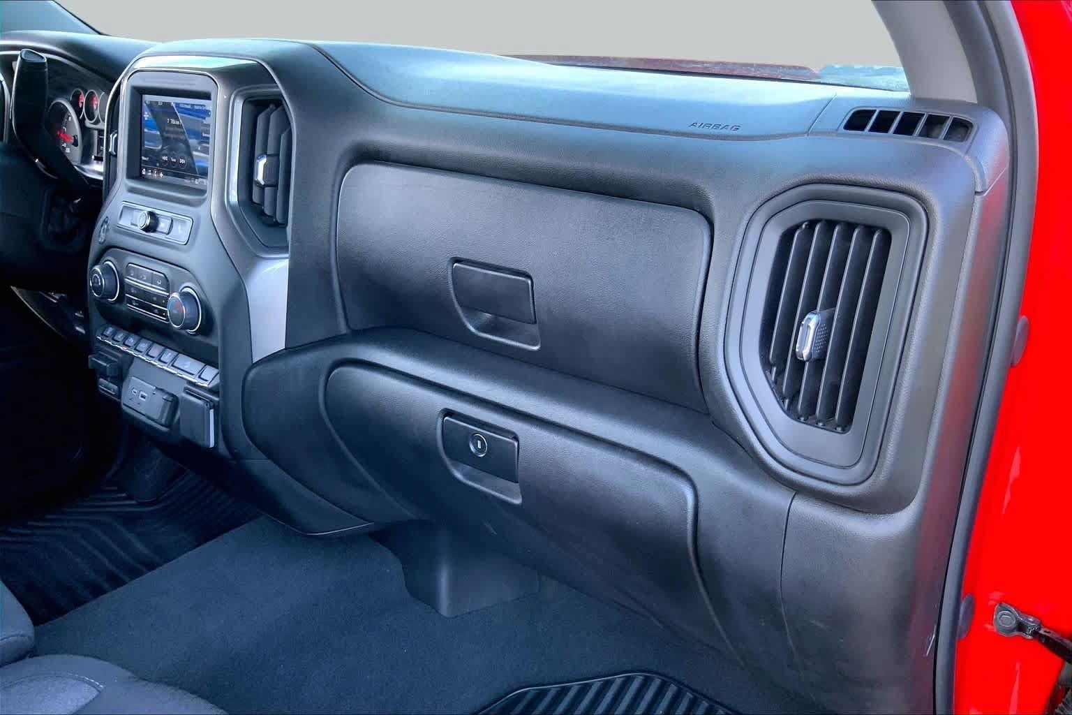 Certified 2024 Chevrolet Silverado 2500 Custom w/ Custom Value Package AWD/4WD image 18