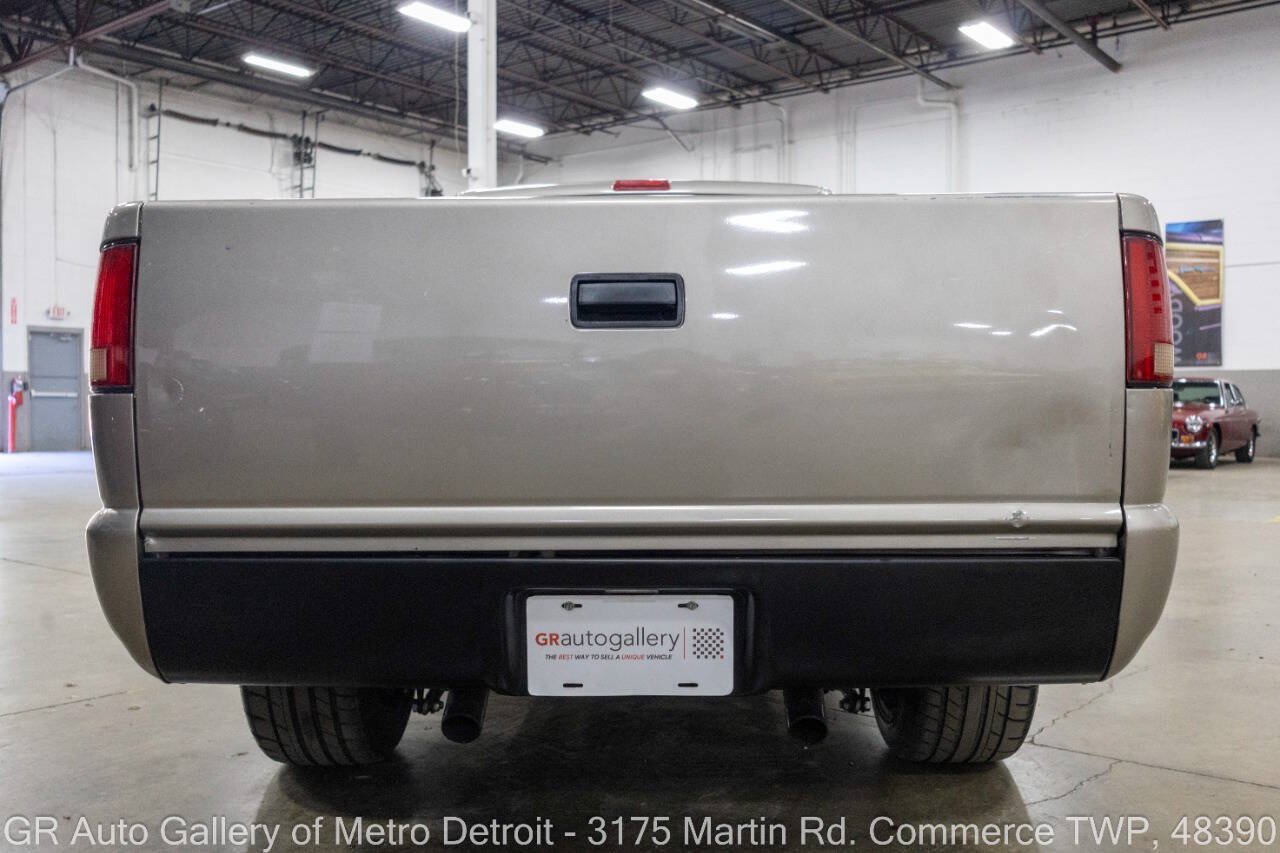 Used 1999 Chevrolet S10 Pickup LS w/ Preferred Equipment Group RWD image 6