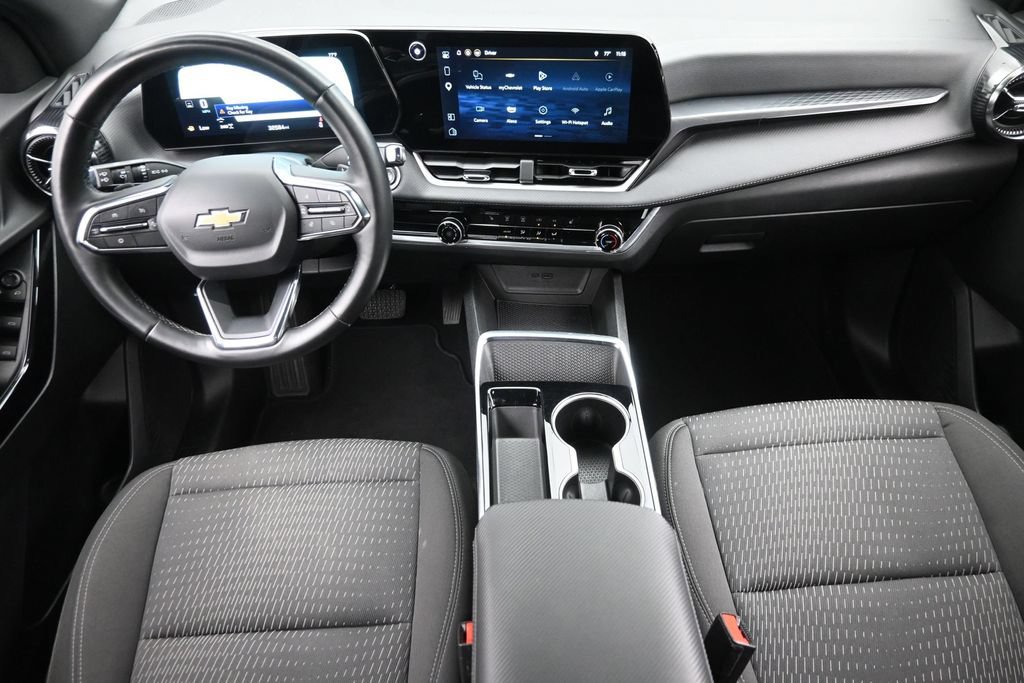 Used 2025 Chevrolet Equinox LT AWD/4WD image 15