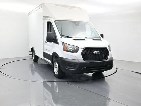 Used 2024 Ford Transit 350 RWD image 4