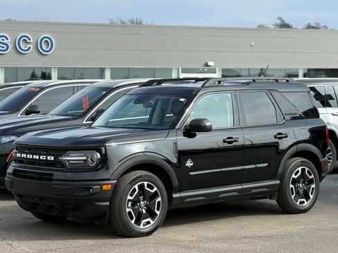 Used 2023 Ford Bronco Sport Outer Banks w/ Tech Package image 28