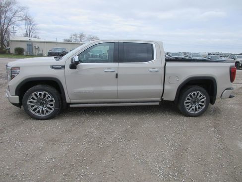 New 2026 GMC Sierra 1500 Denali Ultimate image 10