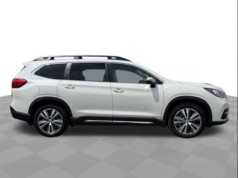 Used 2022 Subaru Ascent Limited w/ Technology Package AWD/4WD image 6