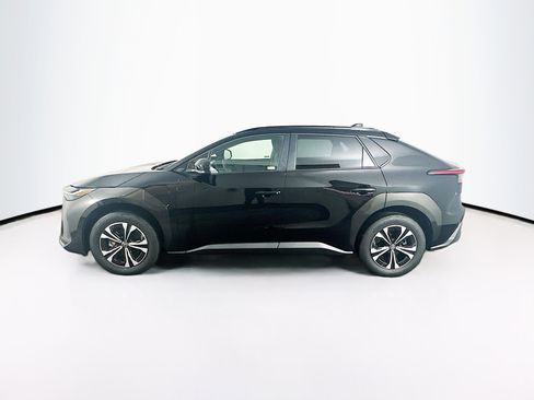 Used 2024 Toyota bZ4X FWD image 4