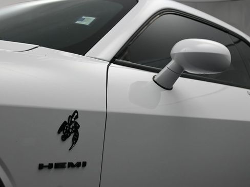 Used 2022 Dodge Challenger R/T w/ Blacktop Package image 11