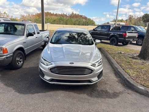 Used 2019 Ford Fusion S image 2
