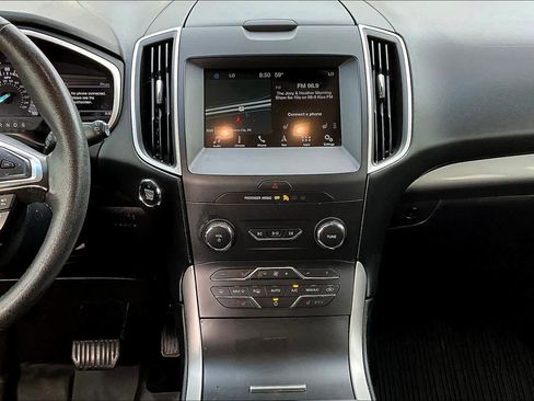 Used 2019 Ford Edge SEL w/ Equipment Group 201A image 7