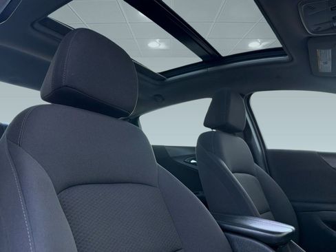 Used 2024 Chevrolet Malibu LT image 15